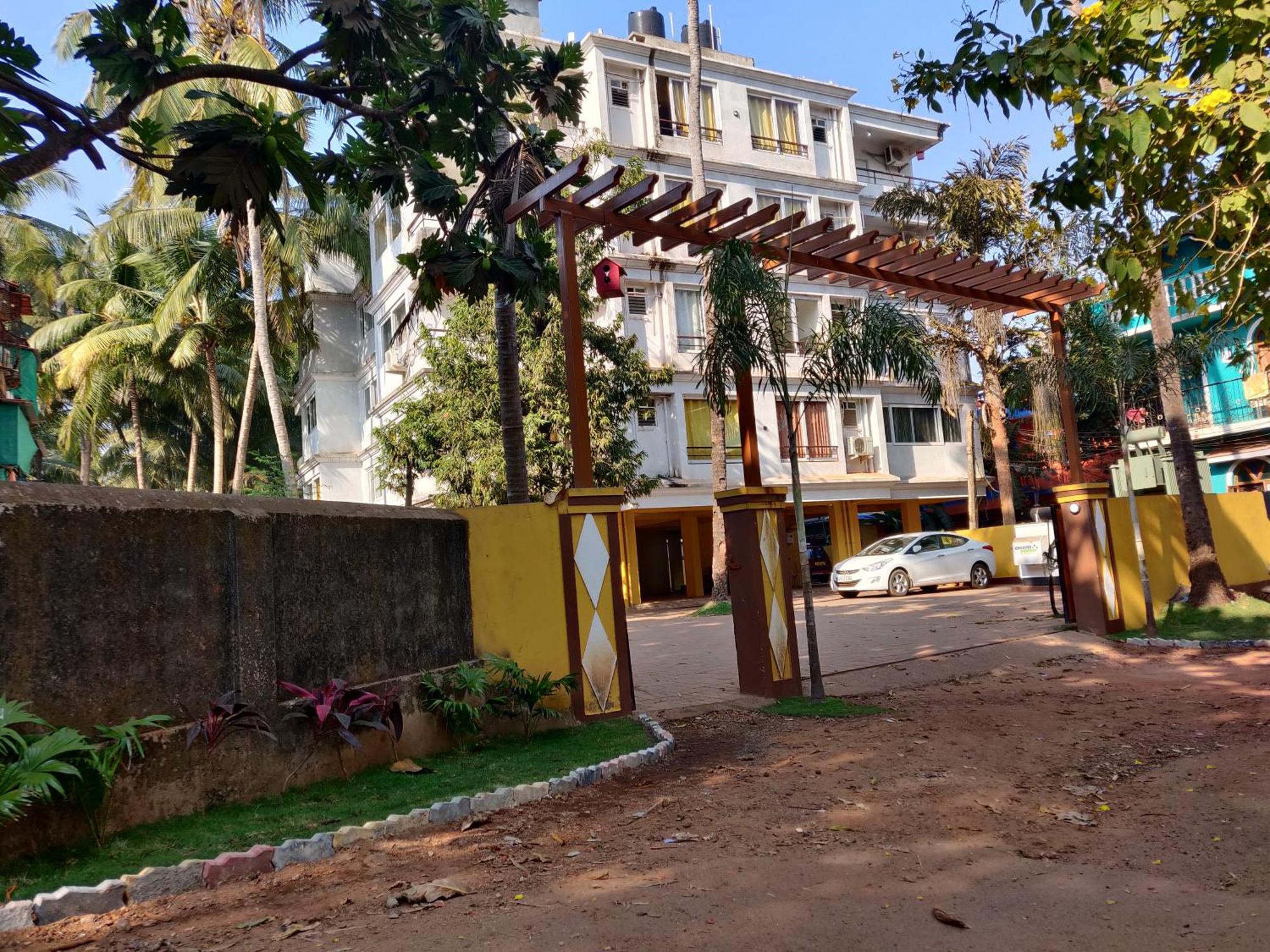 Luxury 2Bhk Apartment Near Calangute Baga Beach With Pool Exterior foto